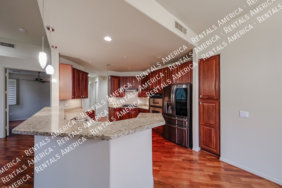 Available Now 2 Bed Plus Den 2 Bath Condo property image