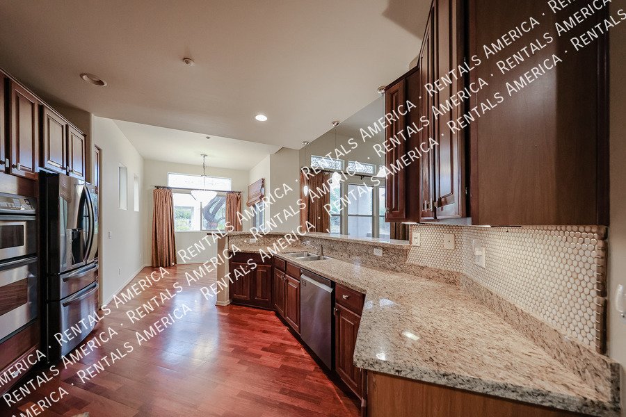 Available Now 2 Bed Plus Den 2 Bath Condo property image