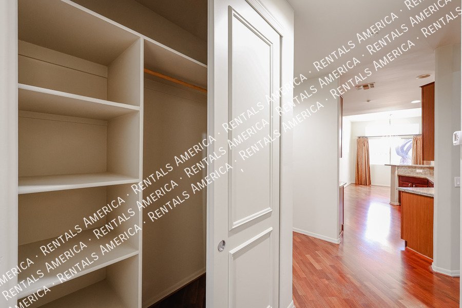Available Now 2 Bed Plus Den 2 Bath Condo property image