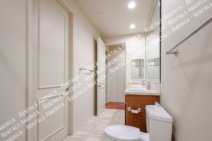 Available Now 2 Bed Plus Den 2 Bath Condo property image