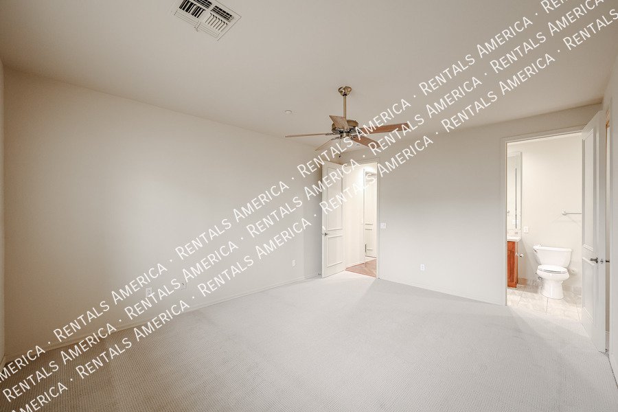 Available Now 2 Bed Plus Den 2 Bath Condo property image