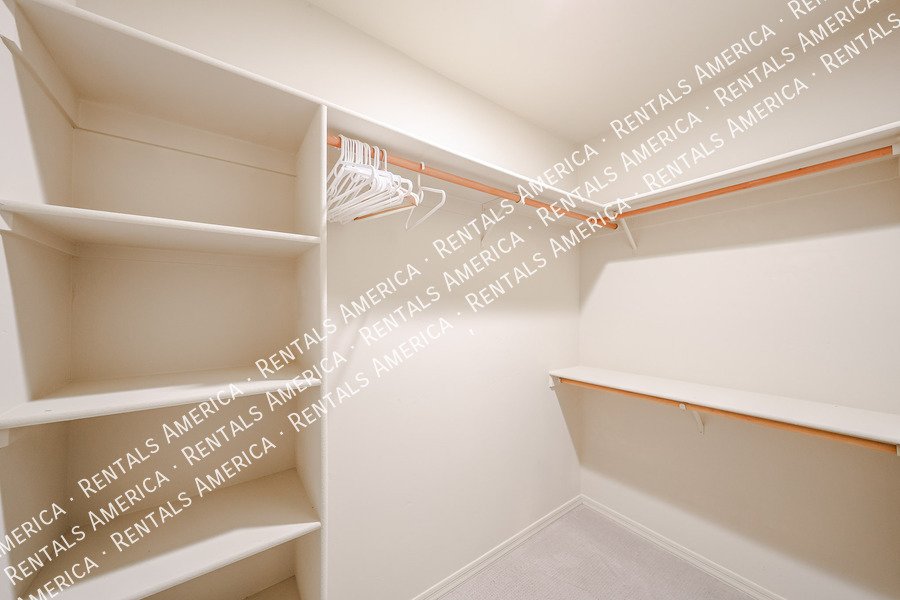 Available Now 2 Bed Plus Den 2 Bath Condo property image