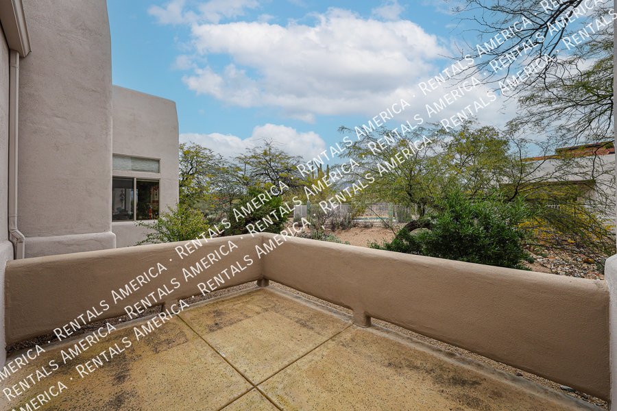 Available Now 2 Bed Plus Den 2 Bath Condo property image
