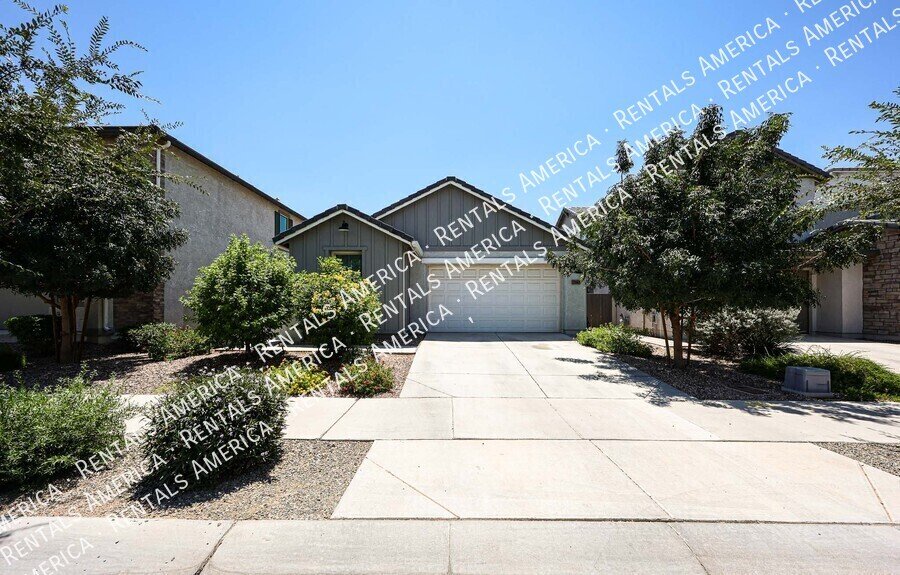 Upgraded 4 Bedroom Home with Private Guest Suite in Harvest property image