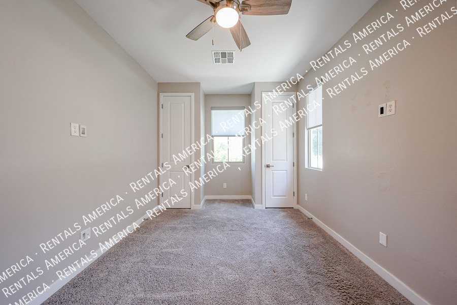 Upgraded 4 Bedroom Home with Private Guest Suite in Harvest property image