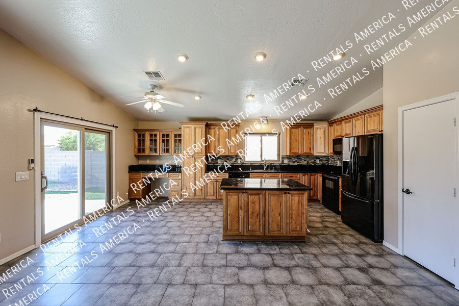 9714 W Heber Rd property image
