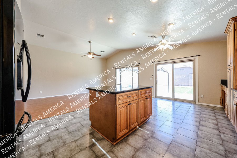 9714 W Heber Rd property image