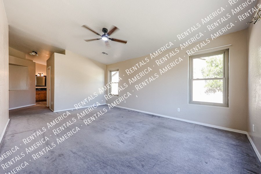 9714 W Heber Rd property image