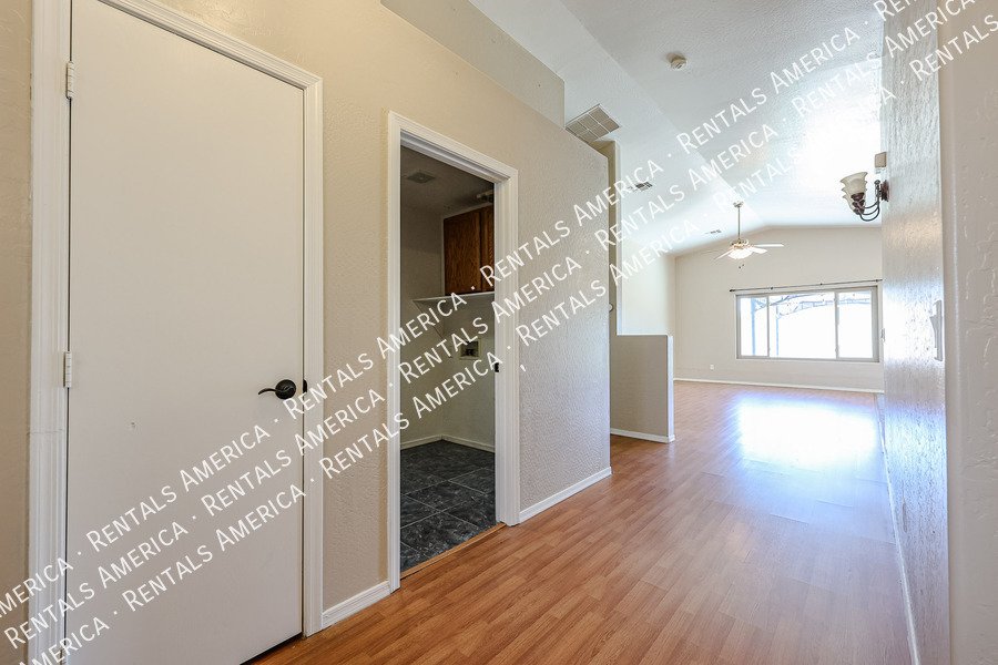 9714 W Heber Rd property image