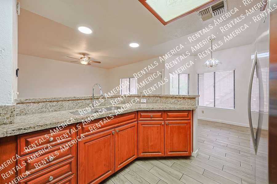 MOVE IN READY 2 BEDROOM property image