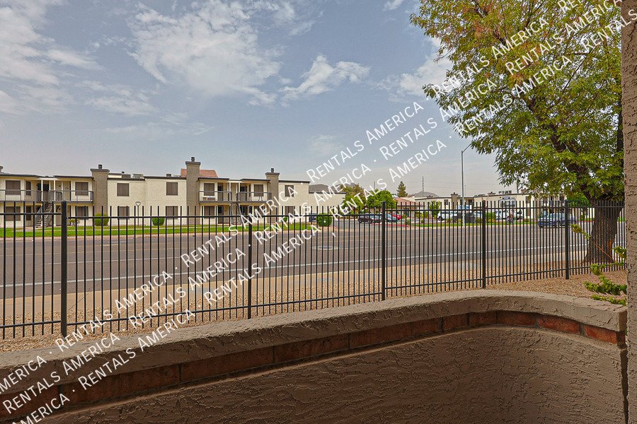 MOVE IN READY 2 BEDROOM property image