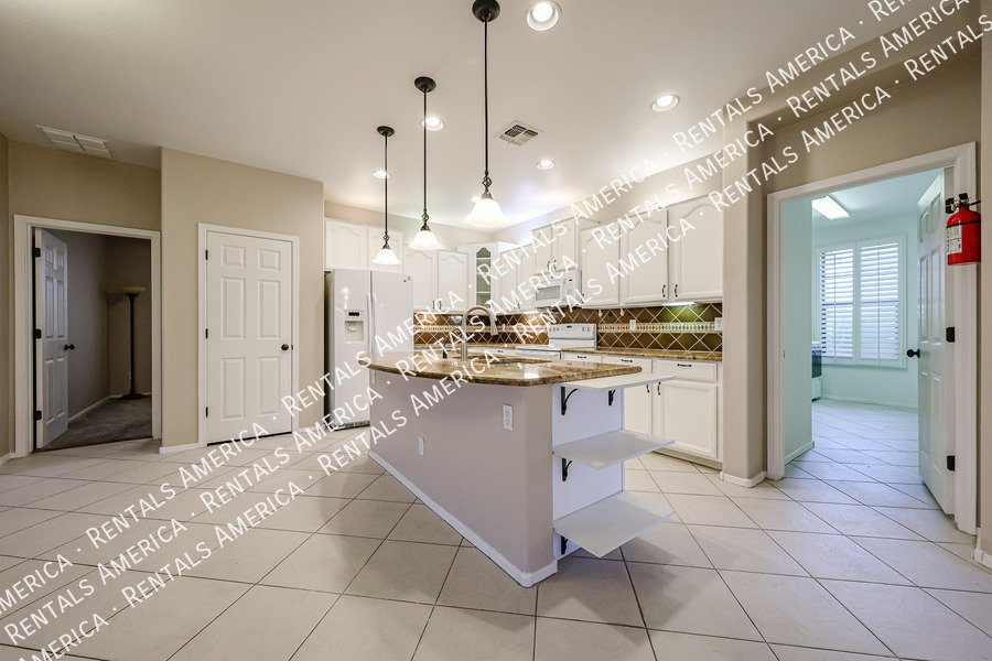 Spacious 4 Bedroom Home in Rancho Bella Vista South property image