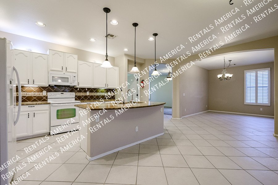 Spacious 4 Bedroom Home in Rancho Bella Vista South property image