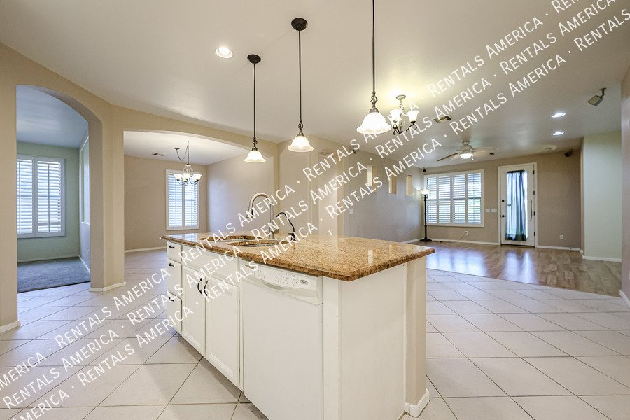 Spacious 4 Bedroom Home in Rancho Bella Vista South property image