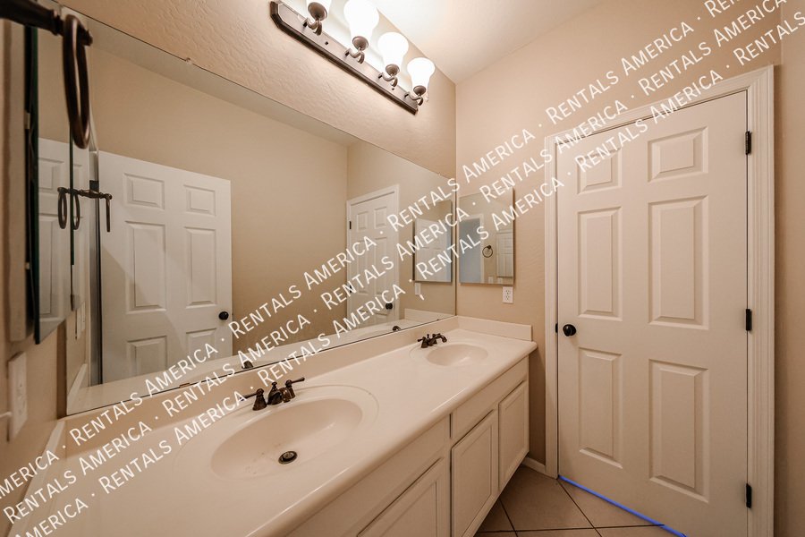 Spacious 4 Bedroom Home in Rancho Bella Vista South property image