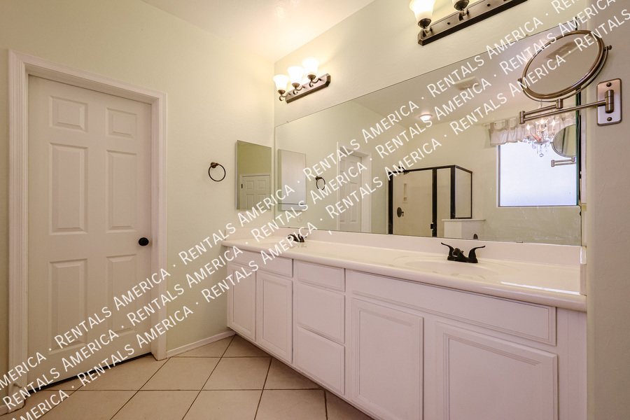 Spacious 4 Bedroom Home in Rancho Bella Vista South property image