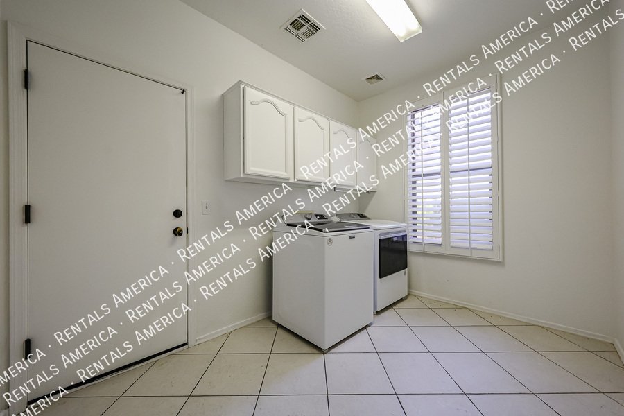 Spacious 4 Bedroom Home in Rancho Bella Vista South property image