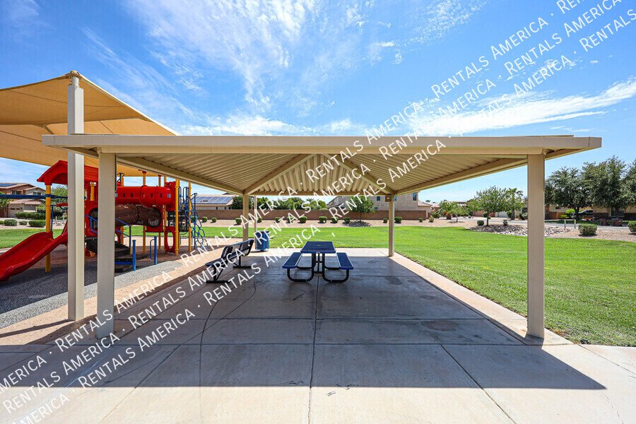 Spacious 4 Bedroom Home in Rancho Bella Vista South property image