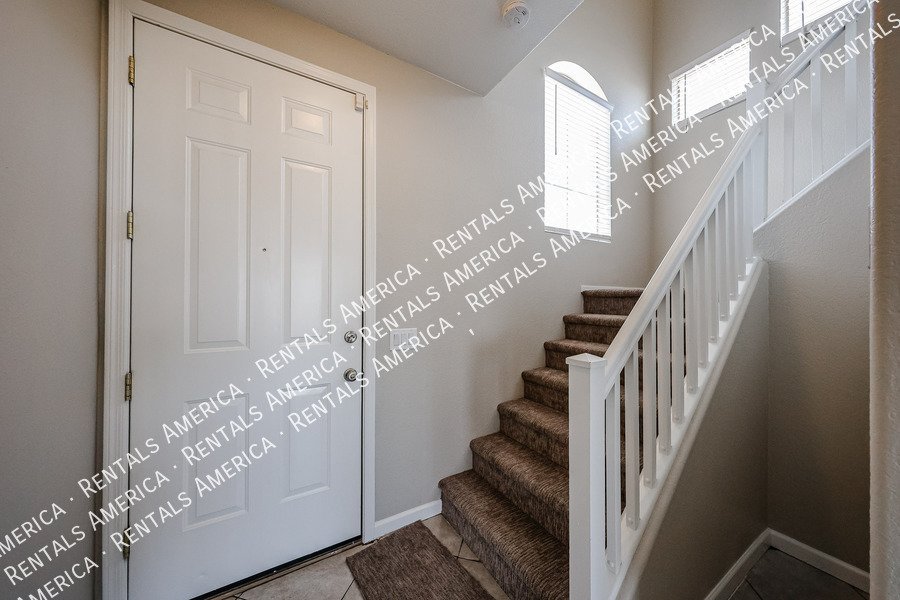 3825 S 60th Dr property image