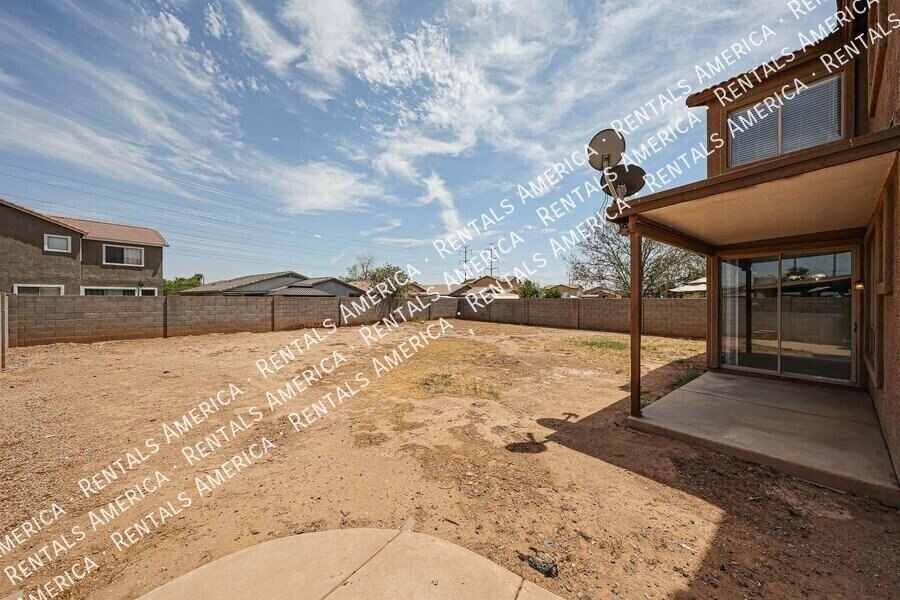 3825 S 60th Dr property image