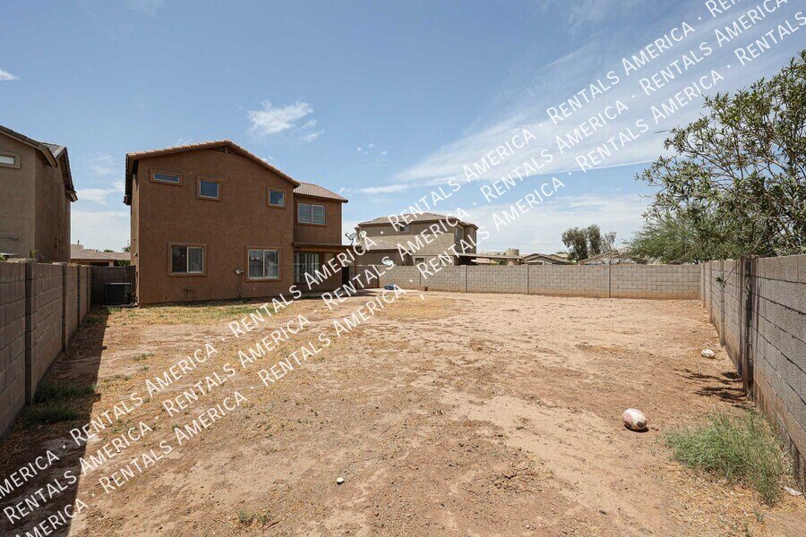 3825 S 60th Dr property image