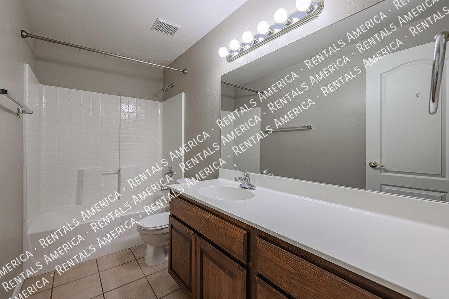 Tempe Apartment Available Now! property image