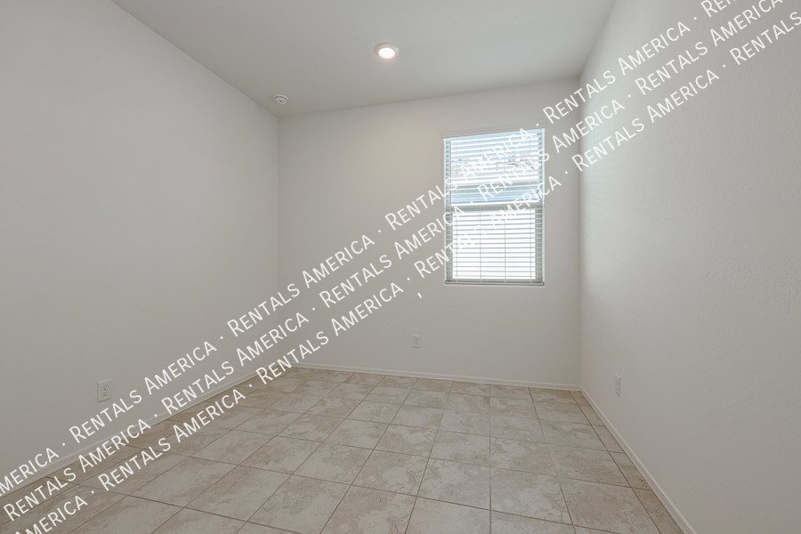 3-bed/2-bath home in Maricopa! property image