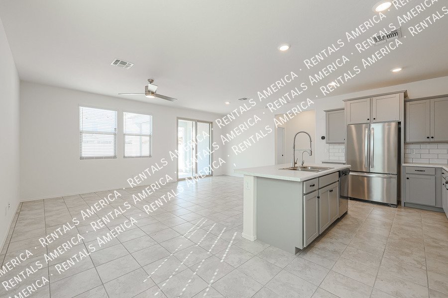 3-bed/2-bath home in Maricopa! property image