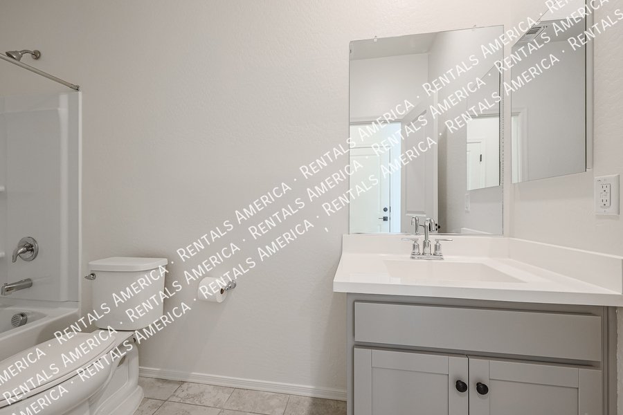 3-bed/2-bath home in Maricopa! property image