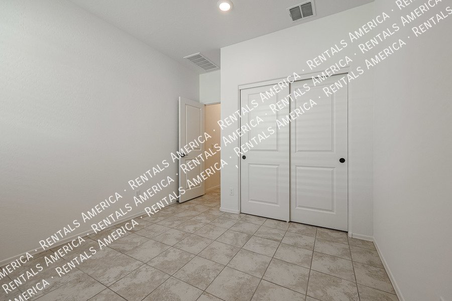 3-bed/2-bath home in Maricopa! property image