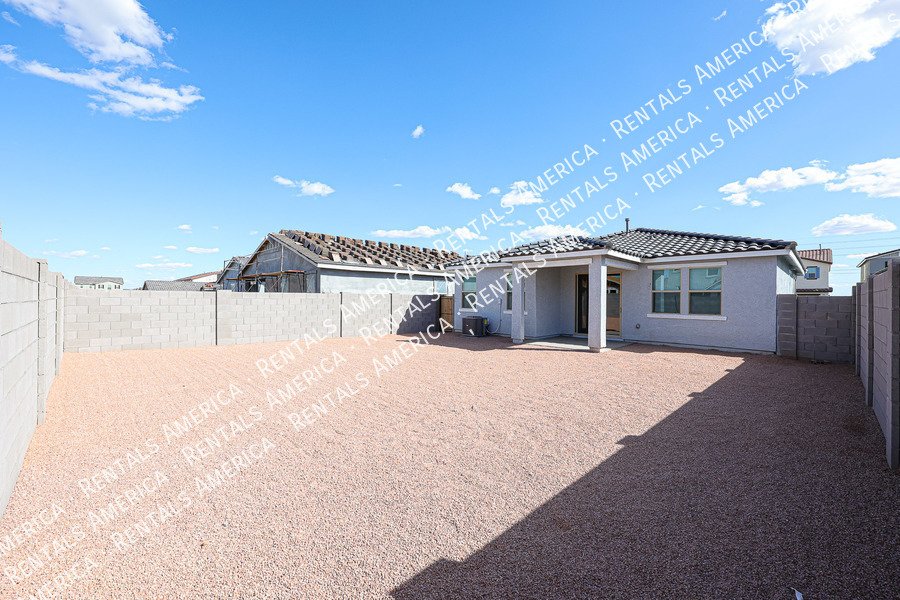 3-bed/2-bath home in Maricopa! property image