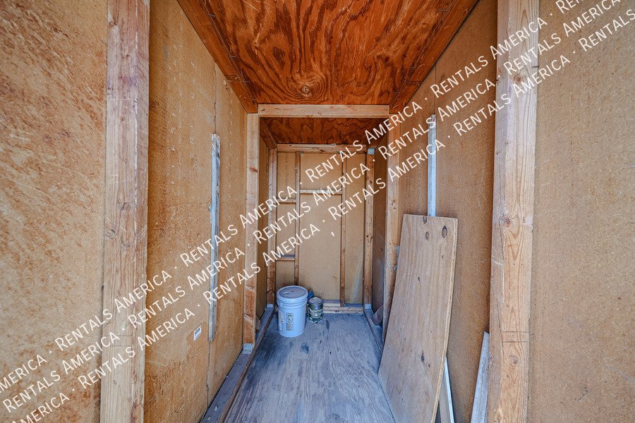 3 bedroom 2 bathroom + Sun Room in Tempe! NO HOA! property image