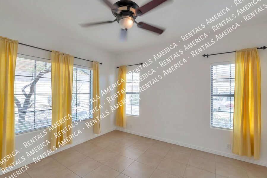 Newly painted! property image