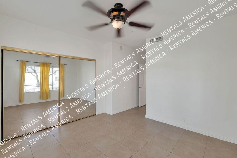 Newly painted! property image
