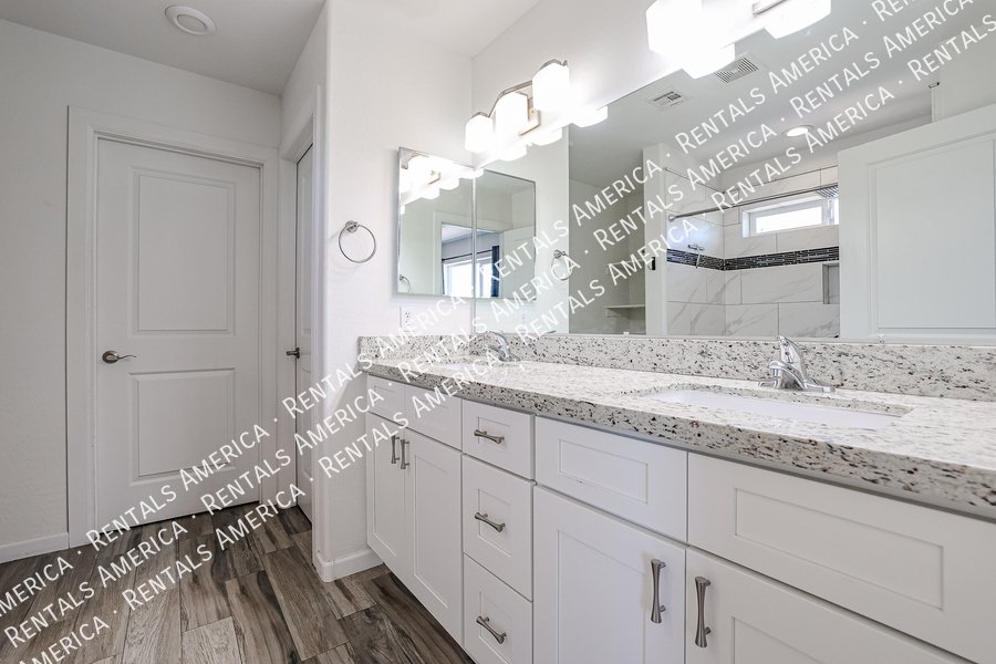 Coming soon - NO HOA!!! property image