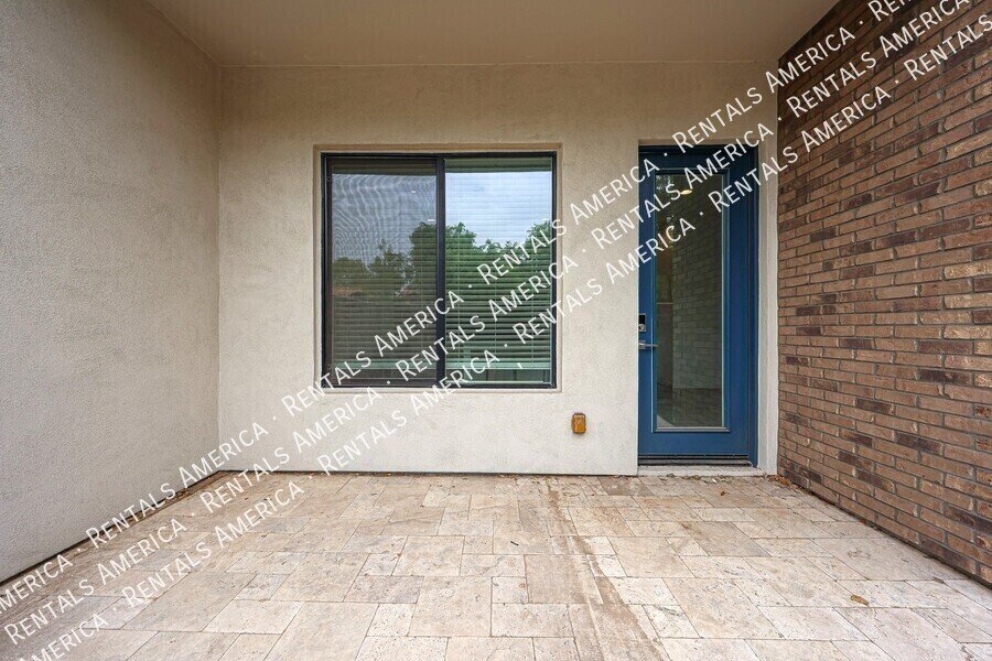 Available 3 Bedroom 2.5 Bath Tempe Townhome property image