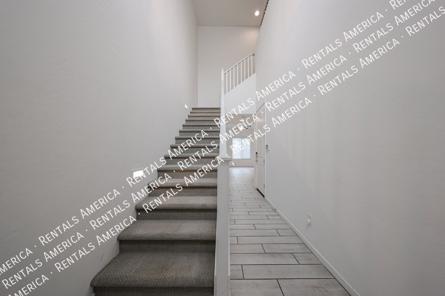Available 3 Bedroom 2.5 Bath Tempe Townhome property image
