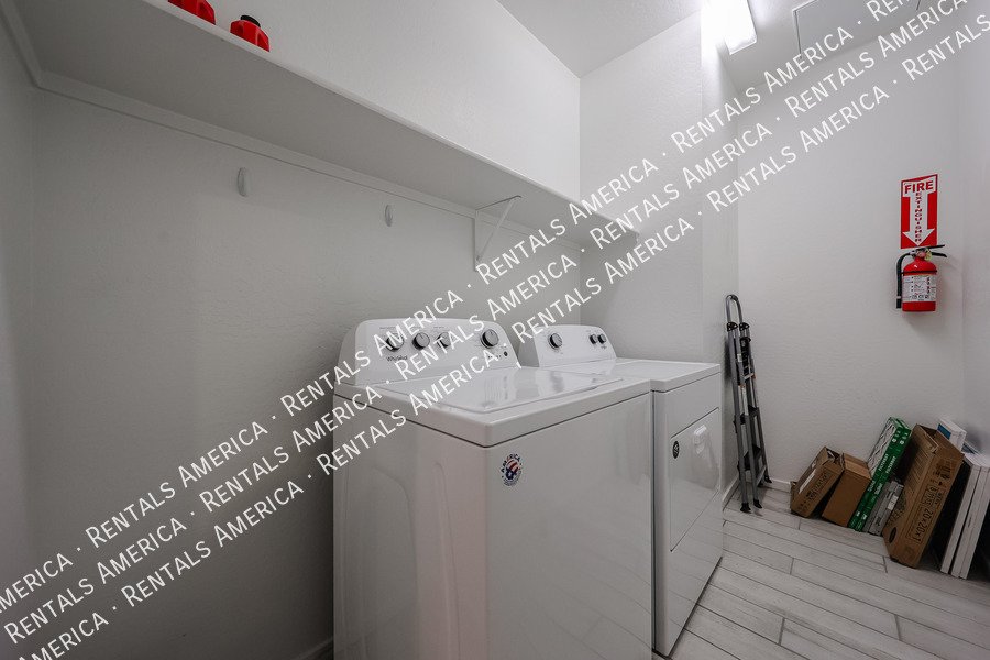 Available 3 Bedroom 2.5 Bath Tempe Townhome property image