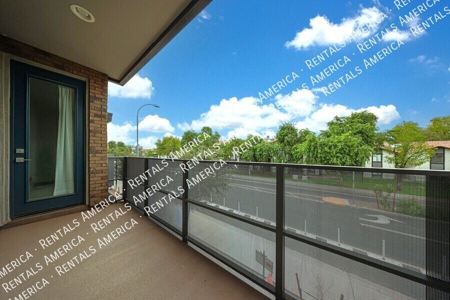 Available 3 Bedroom 2.5 Bath Tempe Townhome property image