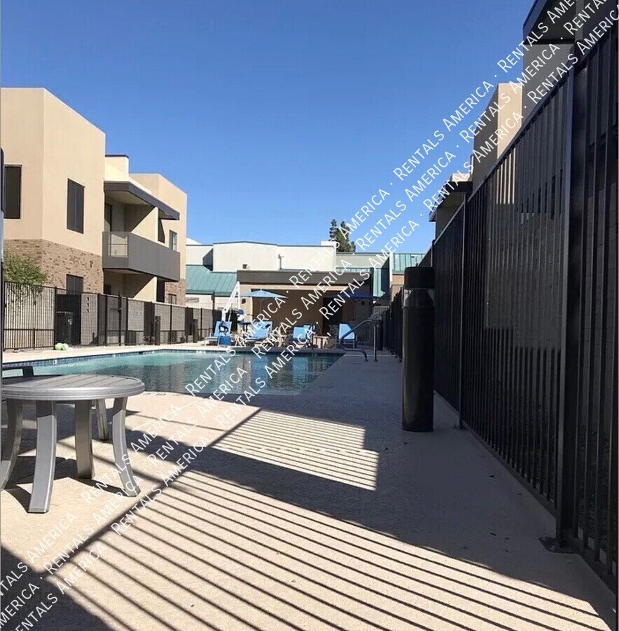 Available 3 Bedroom 2.5 Bath Tempe Townhome property image