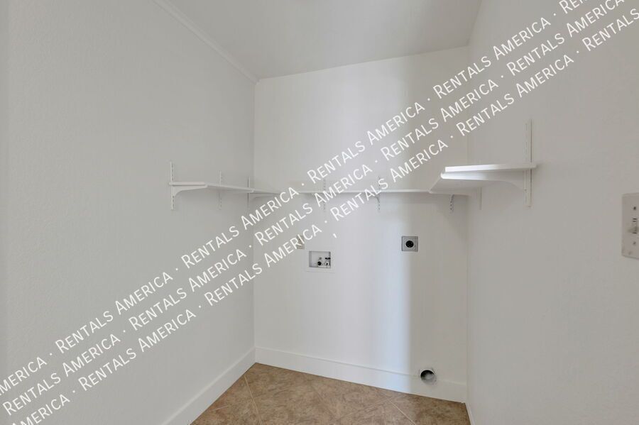 New Painted! property image