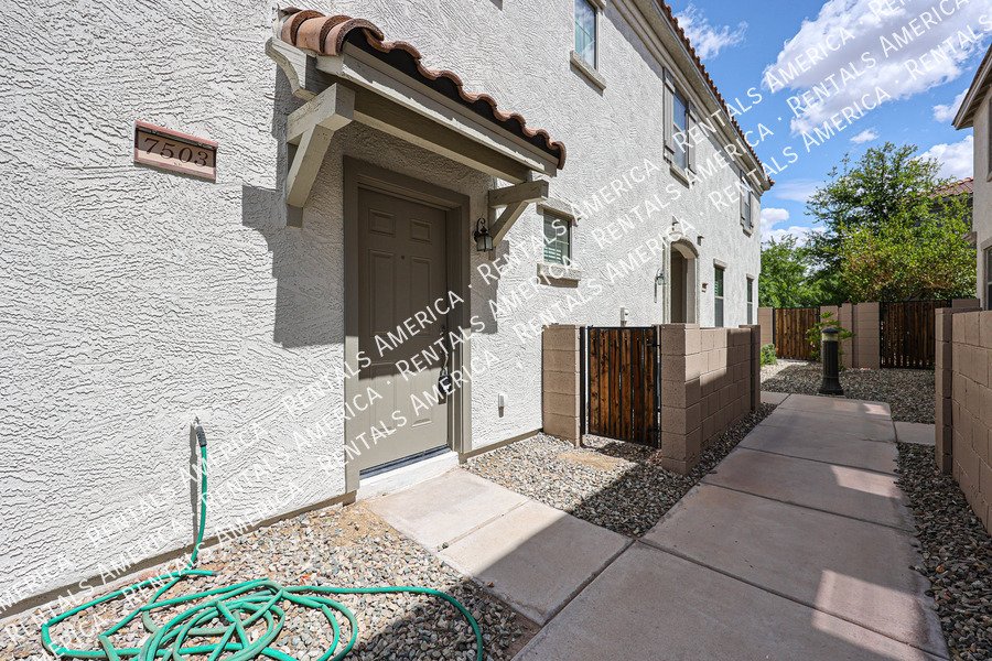 Coming Soon with Special Offer! property image
