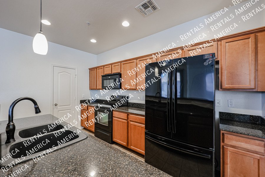 Coming Soon with Special Offer! property image