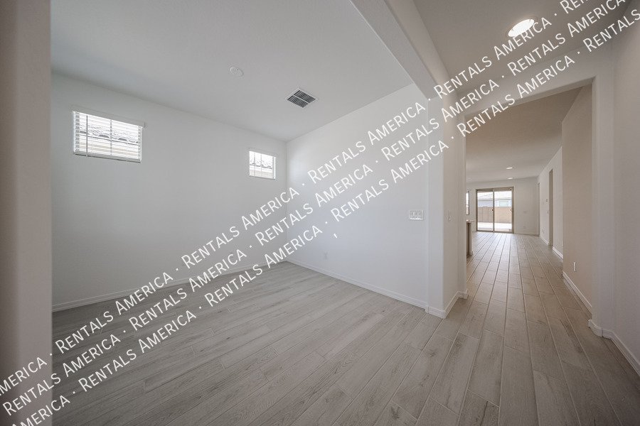 Move in Special!!! - Be the First Renter of a Brand New Home!!! property image