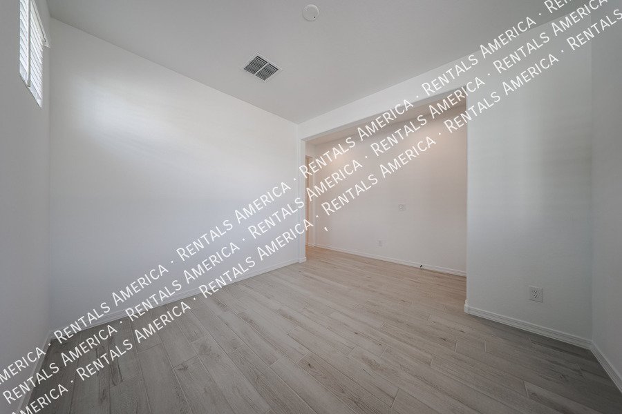 Move in Special!!! - Be the First Renter of a Brand New Home!!! property image