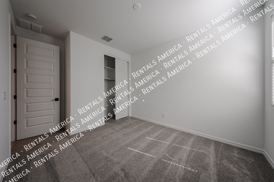 Move in Special!!! - Be the First Renter of a Brand New Home!!! property image