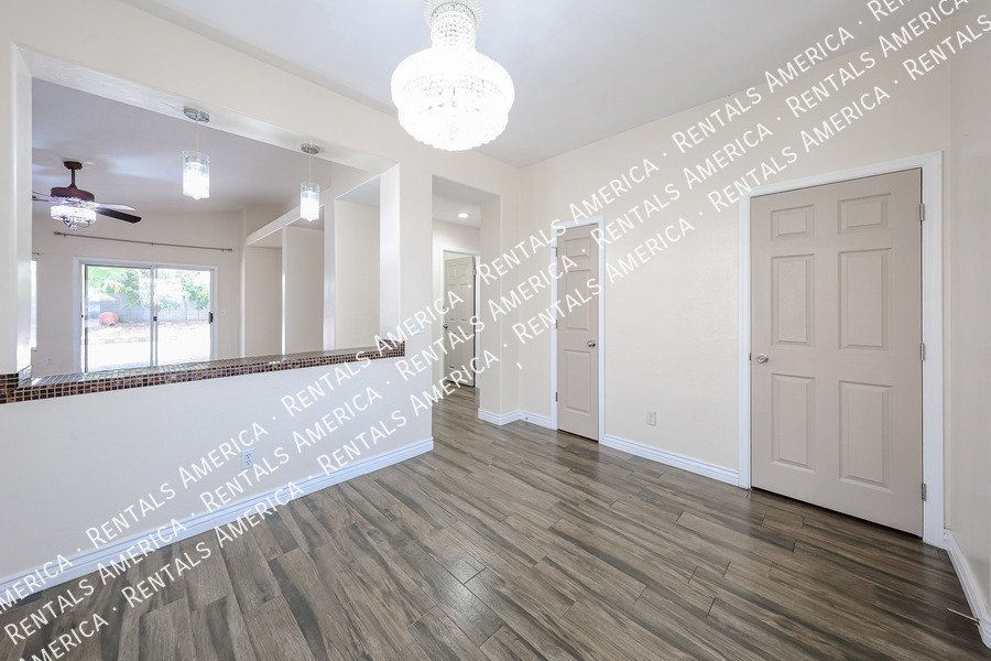 MOVE IN SPECIAL!!!!! 3 BEDROOM! property image