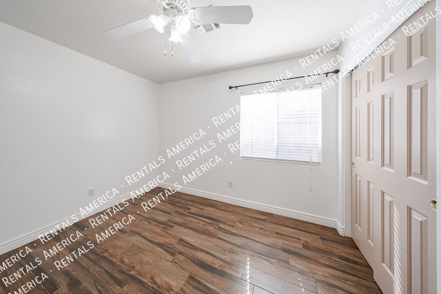 MOVE IN SPECIAL!!!!! 3 BEDROOM! property image