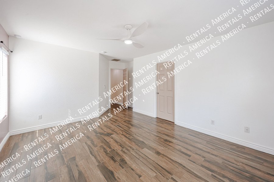MOVE IN SPECIAL!!!!! 3 BEDROOM! property image