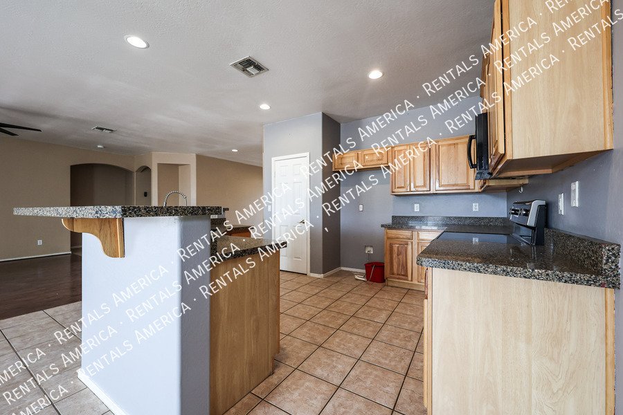 Available Now in Queen Creek! property image